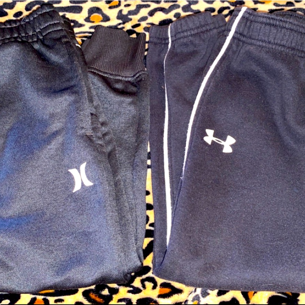 Two blck athletic pants